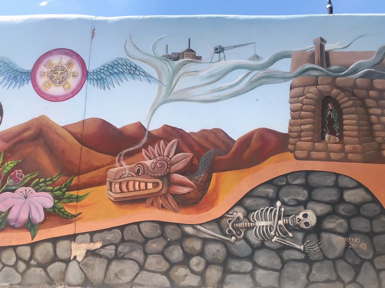 El mural “
<i>La Pilita</i>” se encuentra en el 
<a href="https://goo.gl/maps/5zaAJ5RocxtHEL7B7" target="_blank">420 S. Main Avenue. </a>
<br>
<br>
<br>Artista: Martin Moreno 
<br>