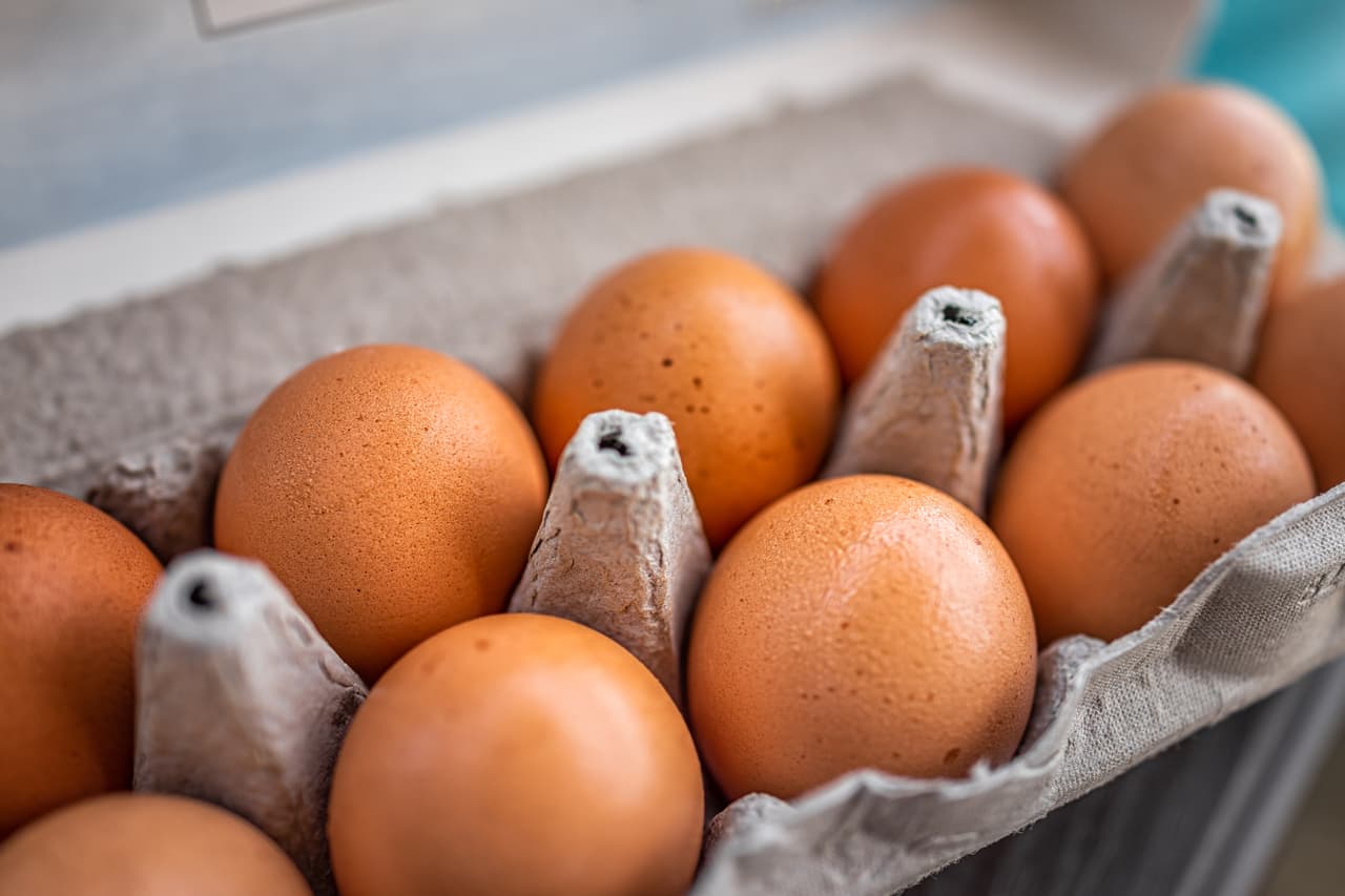 <h3 class="cms-H3-H3">6. Huevos</h3>
<br>
<br>💸 
<b>Incremento de precios, de septiembre de 2021 a septiembre de 2022:</b> +30.5%