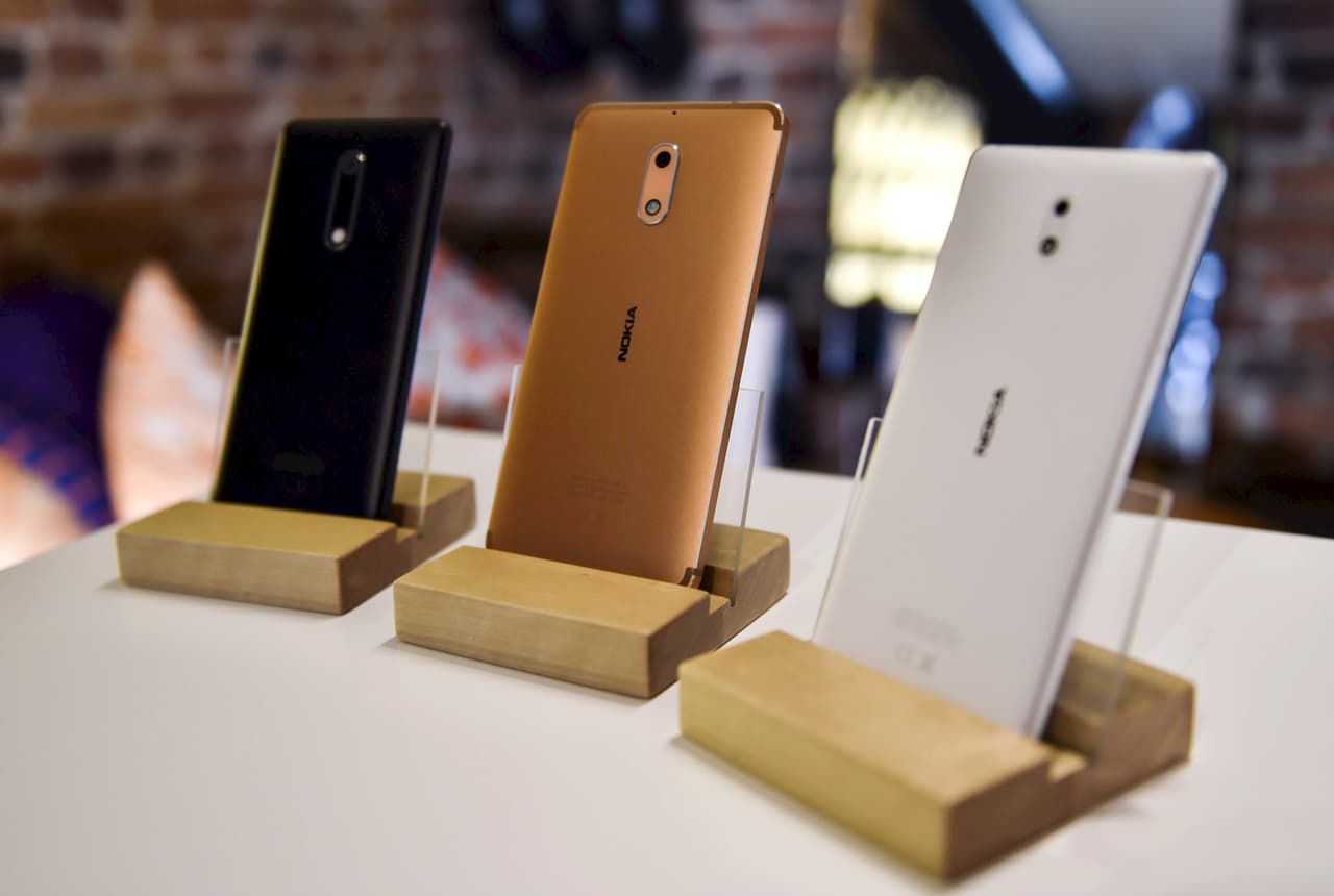 <b>Descuentos en gadgets y electrónicos:</b>
<br>Tiendas como Target, Best Buy, Kohl's y Walmart ofrecen descuentos en todos sus departamentos. Las ofertas a tomar en cuenta incluyen televisores, tabletas, smartphones, cámaras, consolas de videojuegos y en algunos casos artículos para el hogar como refrigeradores.