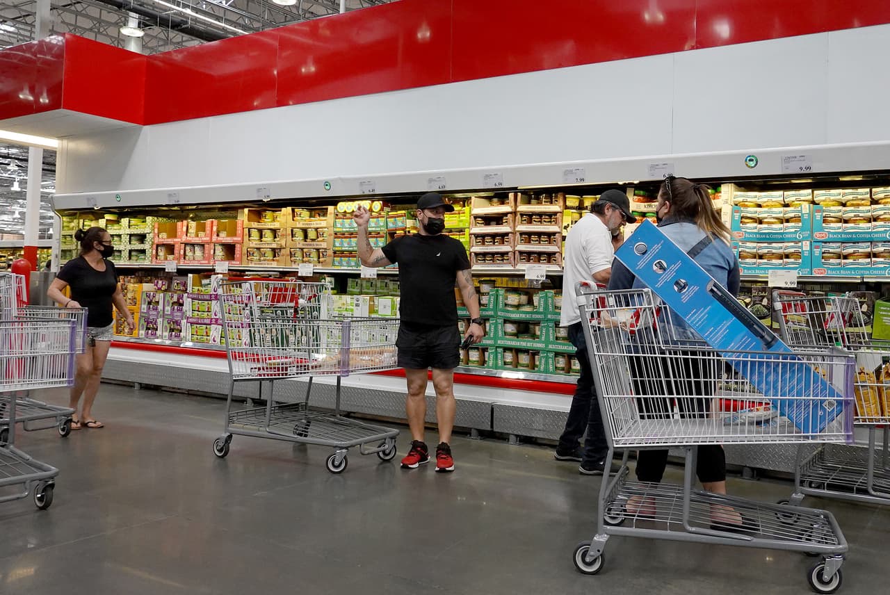 La otra es reducir el contenido del producto, pero sin que el consumidor se dé cuenta, con el método que se conoce como reduflación.