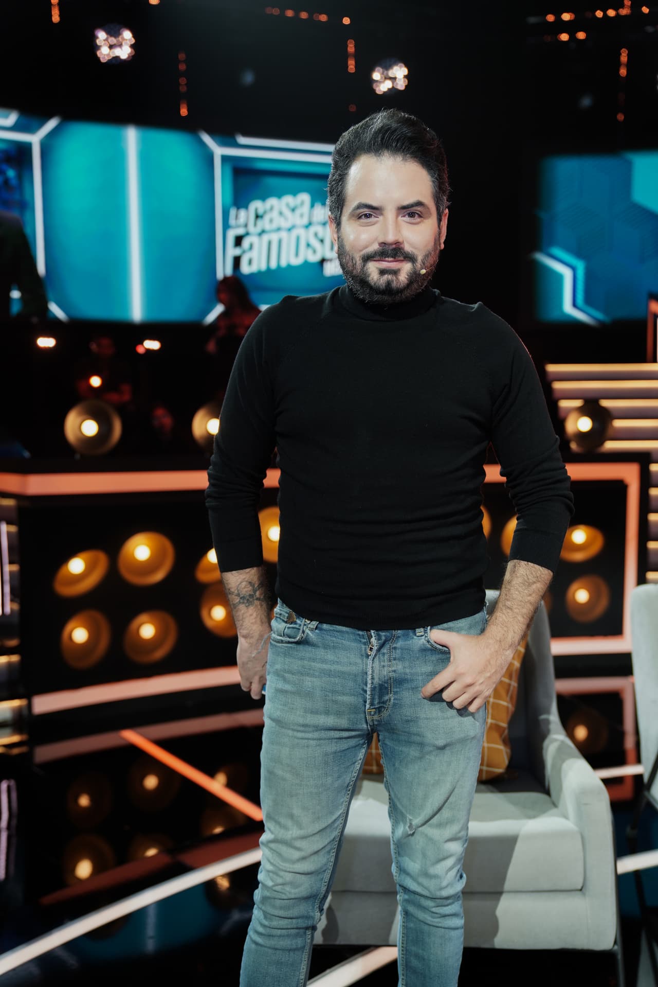 José Eduardo Derbez es uno de los panelistas invitados de esta semana en el foro de La Casa de los Famosos México.