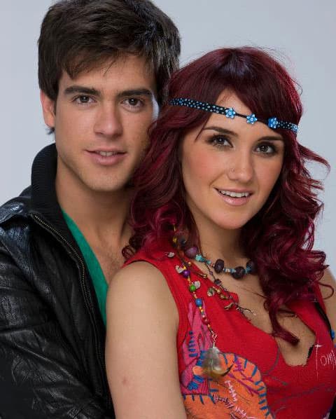 En el 2009 Dulce María y Pablo Lyle tuvieron un romance fugaz mientras grababan la telenovela 
<i>Verano de amor</i>.