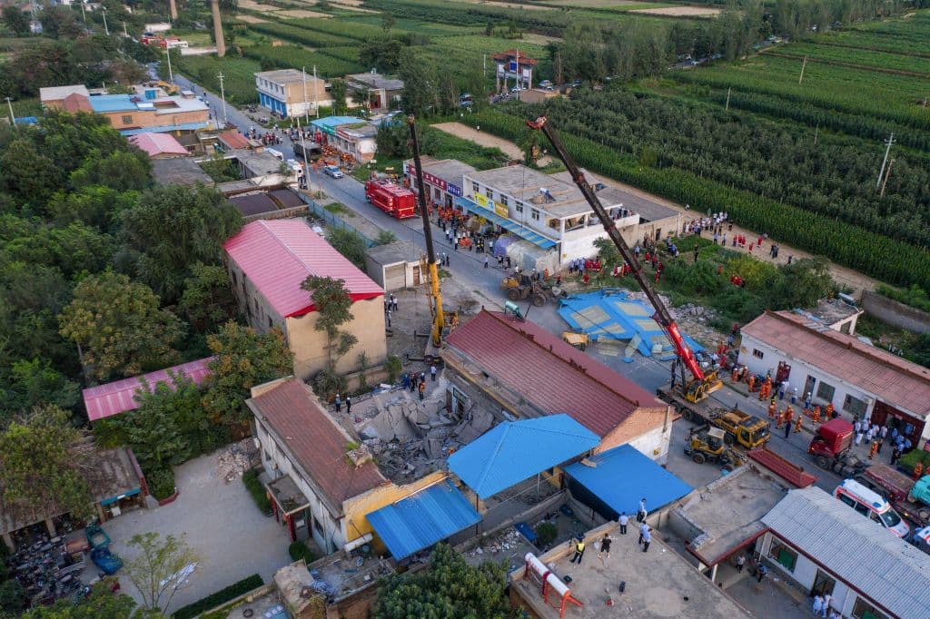 Si bien China ha mejorado enormemente su seguridad industrial, las normas de construcción suelen ser ignoradas, sobre todo en zonas rurales como la provincia de Shanxi, a unas 400 millas (630 kilómetros) al suroeste de Beijing, en donde estaba ubicado el restaurante.