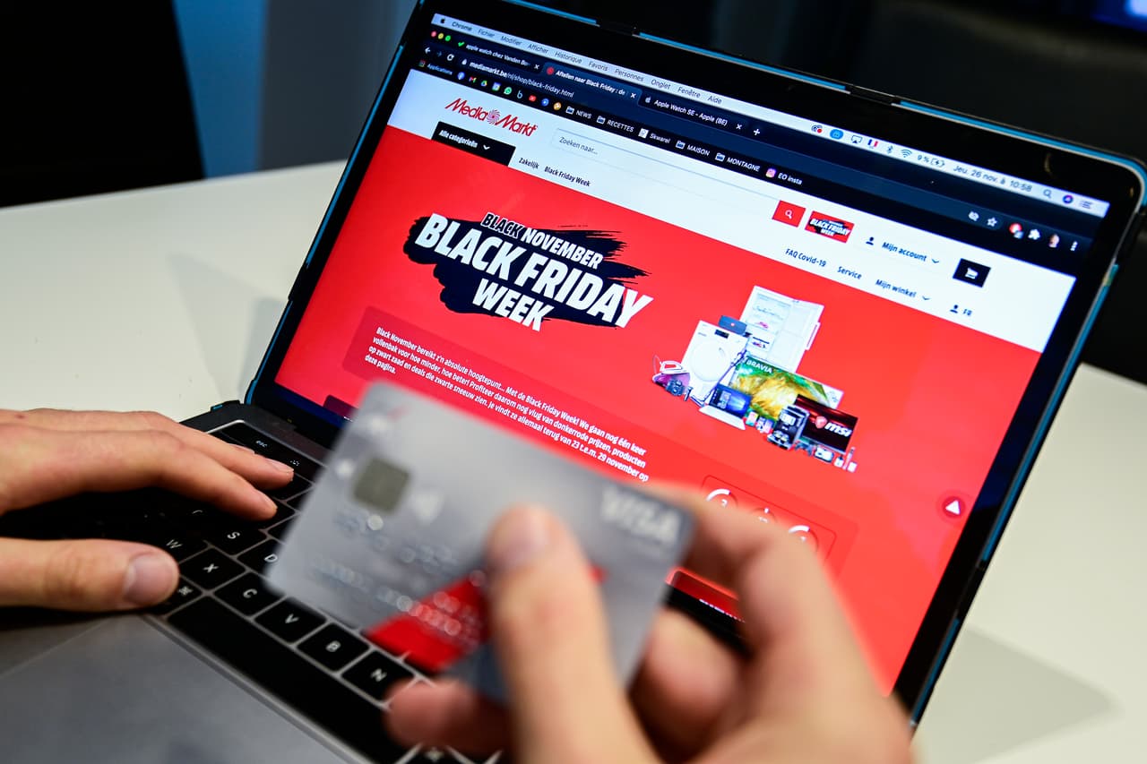 Los expertos creen que el aumento de las compras en línea durante el Black Friday van a tener un impacto en las ventas de las tiendas físicas.