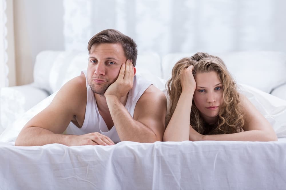<b><u>Escorpión</u></b>
<br>Demasiado intenso y posesivo, llega a sofocar a quien no está a tu lado. Ardiente y apasionado disfrutas del placer sexual al máximo de ahí que tu mayor pesadilla es enamorarte de alguien que tenga hermosas cualidades humanas y llegues a amarla, pero que tristemente en la cama, en la intimidad sea una persona poco ardiente, más bien frío o fría que no reacciona con tu temperamento.