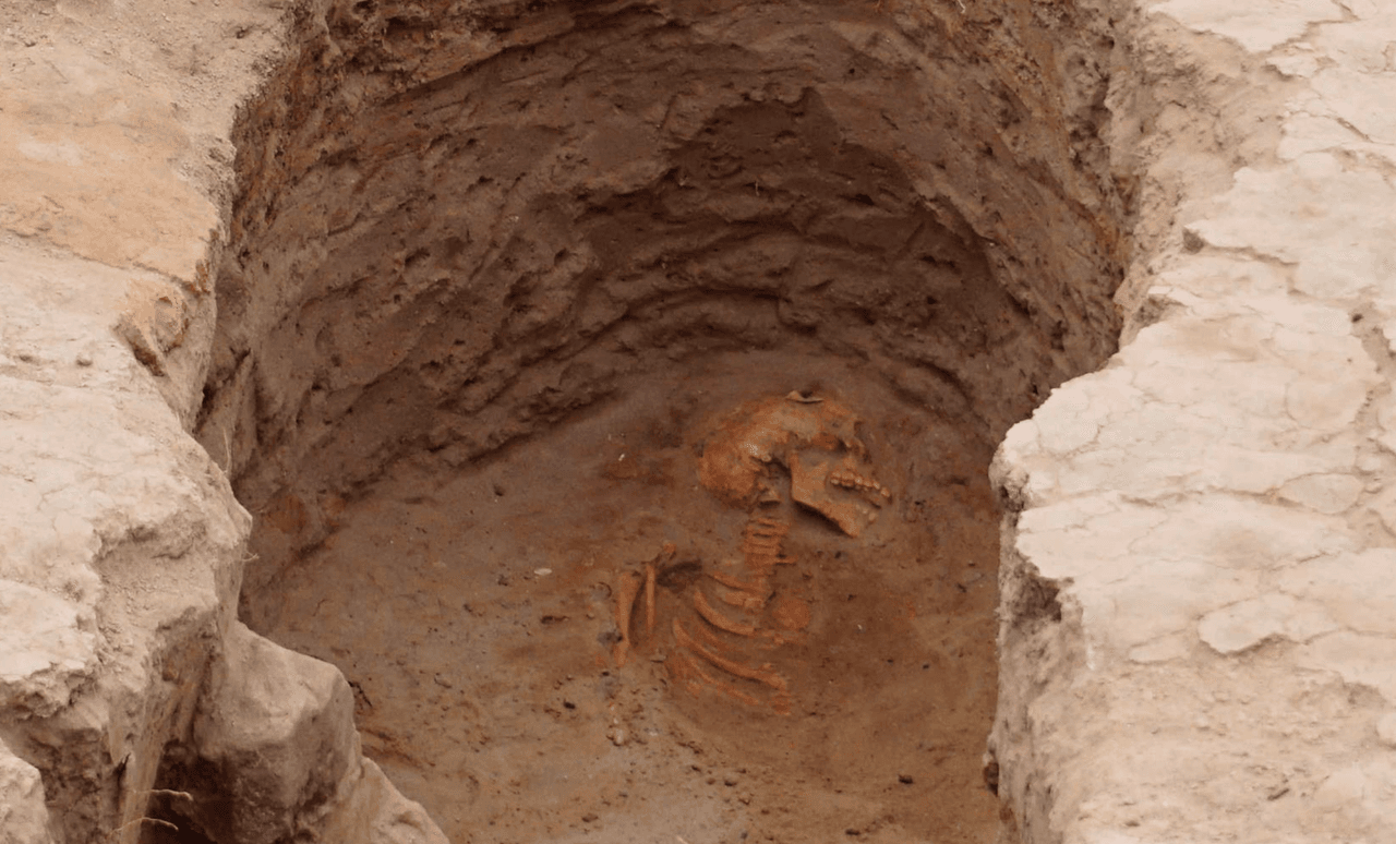 El hallazgo de un sacrificio de niños y un atípico cementerio que pueden "reescribir" la historia