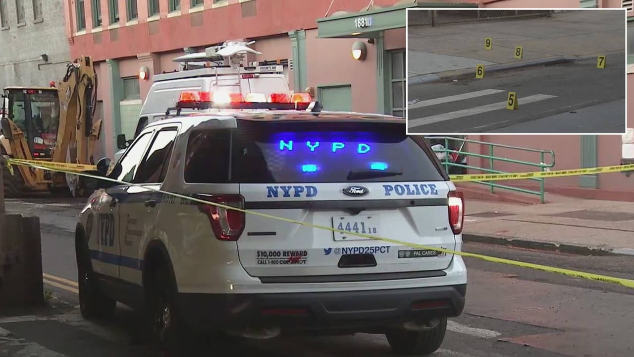Un sujeto disparó contra dos jóvenes en Harlem y uno de ellos murió. La policía busca al sospechoso.