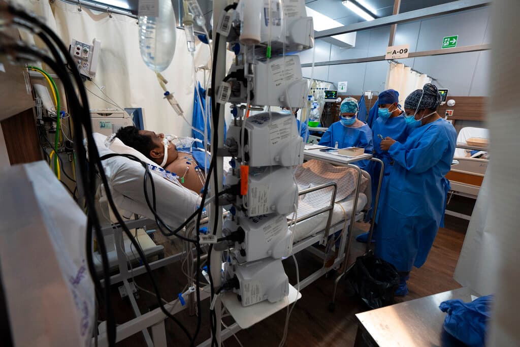 Qué se sabe del brote de meningitis que ha matado a 22 personas y  enfermado a más de 70 en México 