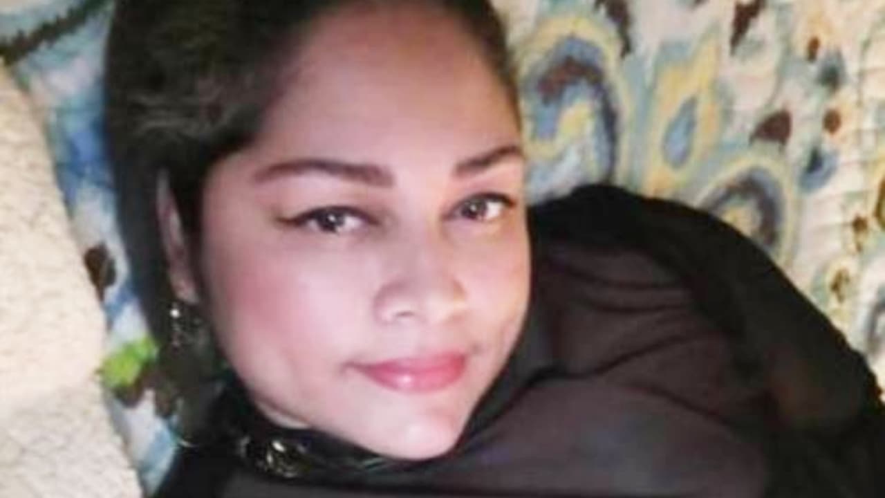 <b>ABRIL 2023</b>
<br>
<br>Como una mujer trabajadora, independiente, amorosa y alegre, así recuerdan a
<b><a href="https://www.univision.com/local/houston-kxln/besy-ayala-hondurena-houston-edwin-gerardo-galdamez-alas" target="_blank"> Besy Ayala,</a></b> quien tenía 39 años cuando la encontraron muerta a balazos en su apartamento el 9 de abril.
<br>
<br>La víctima, de origen hondureño, tenía cuatro hijos y fue el menor de ellos quien halló su cuerpo. 
<br>
<br>Edwin Gerardo Galdámez-Alas, de 29 años y exnovio de Besy, fue arrestado y acusado de su asesinato.