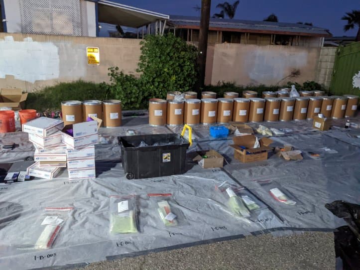 Xanas, metanfetaminas y sales de baño adulteradas, parte del decomiso del FBI en laboratorio clandestino en California