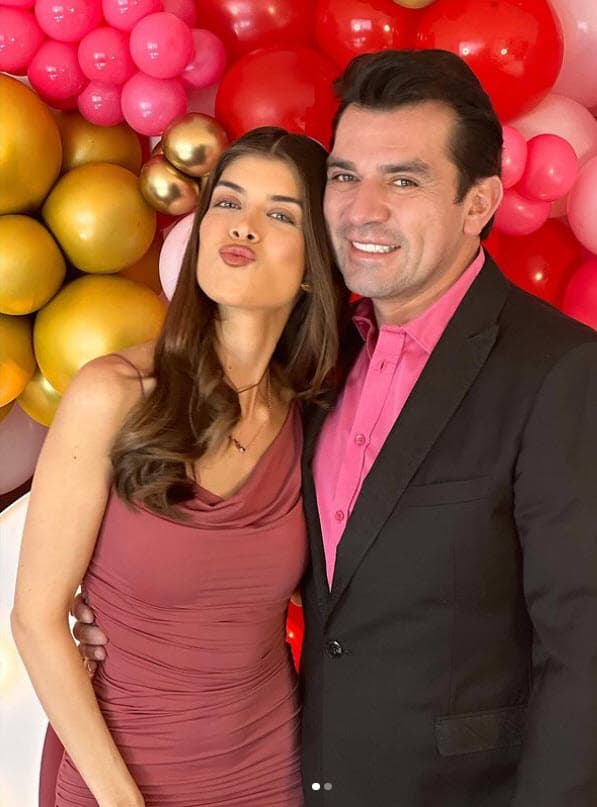 El 14 de febrero 
<b>Gabriella Cataño</b> celebró el Día del Amor y la Amistad en Instagram con un par de 
<a href="https://www.univision.com/famosos/adriana-catano-celebra-jorge-salinas-hija-gabriella-juntos-fotos">fotografías junto a su padre Jorge Salinas.</a>
<br>