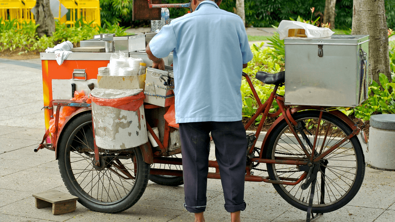 <b>Vendedores ambulantes</b>
<br>Ingresos anuales promedio: $23,130
<br>Trabajadores en esta área: no especificado