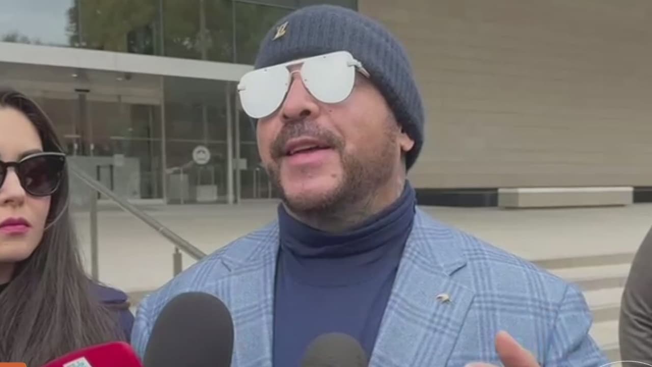 Ángel del Villar da sus primeras declaraciones fuera de la corte: "estoy tranquilo"