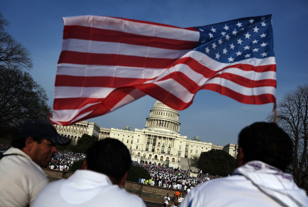 Abogados recomiendan a Biden 10 acciones ejecutivas para reparar el sistema migratorio