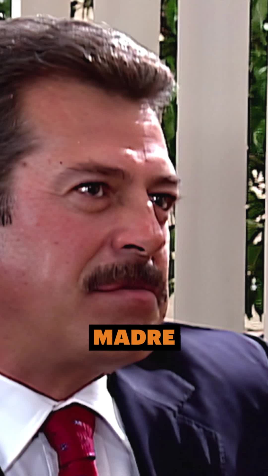 Pablo cuestiona a Ramón sobre sus intensiones con Rebeca