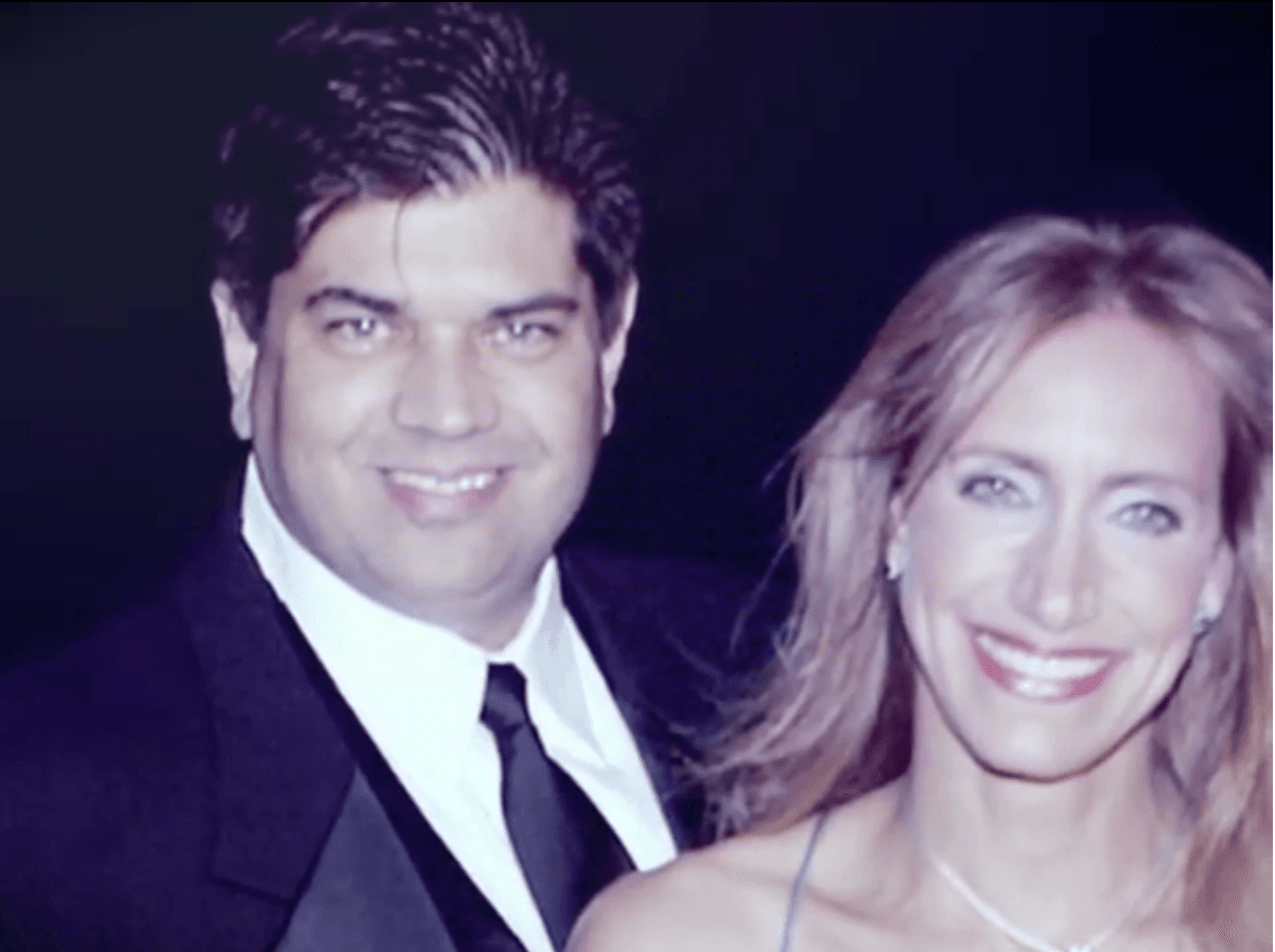El 14 de septiembre de 2017 la conductora de El Gordo y la Flaca, Lili Estefan, anunció que iniciaría un proceso de separación de Lorenzo Luaces, quién ha sido su pareja los últimos 28 años.