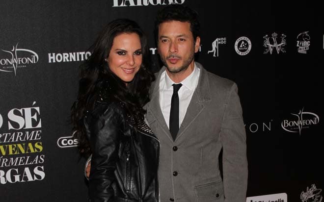 Hace pocos meses se rumoró que tenía una relación con Raúl Méndez. La ex colaboradora de la serie 'Sense 8' donde el actor participaba, Guillermina Arzut, declaró al 'Diario Basta' que la pareja llevaba alrededor de seis meses juntos.
