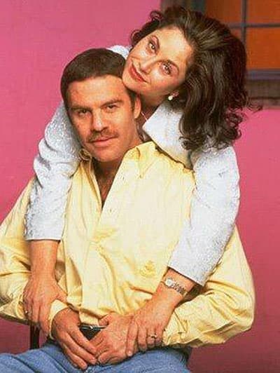 La telenovela
<b> <a href="https://www.univision.com/programas/novelas/que-fue-de-los-actores-de-la-telenovela-mirada-de-mujer-fotos">'Mirada de mujer'</a> </b>se estrenó en México en 1997 y fue protagonizada por Angélica Aragón, Ari Telch y Fernando Luján.
<br>