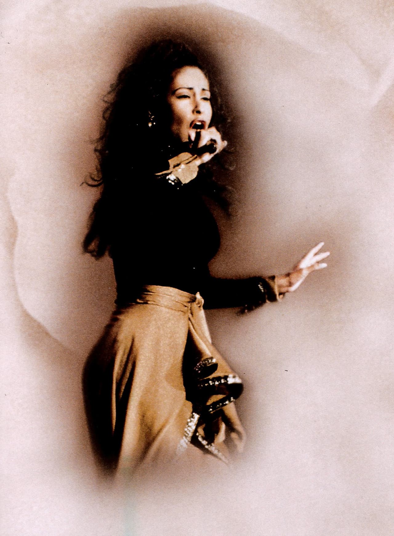 A lo largo de los años, la leyenda de Selena se ha consolidado, siendo hoy un referente en la cultura y en la música latina.