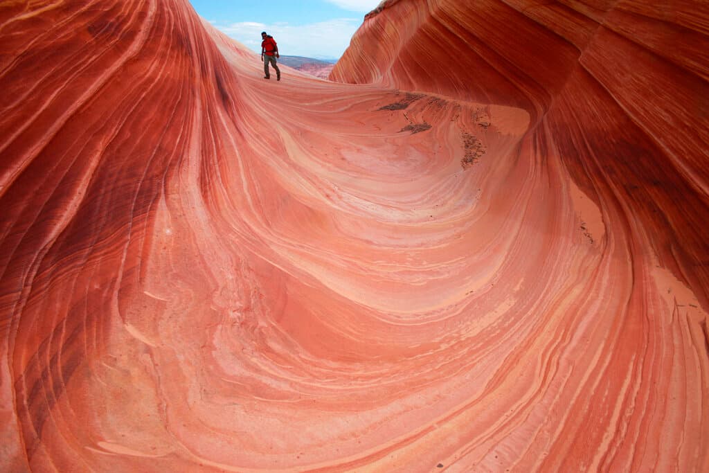 Cuenta con un paisaje único, con algunas de las 
<b>formaciones geológicas de arenisca</b> más impresionantes del mundo, que fueron creadas hace más de 190 millones de años.