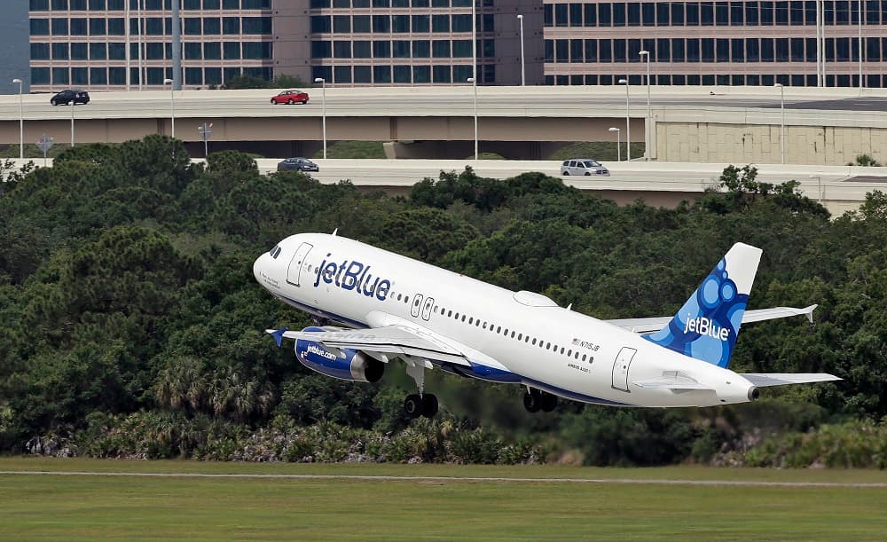 JetBlue y Avelo añaden nuevas rutas de Orlando a Worcester