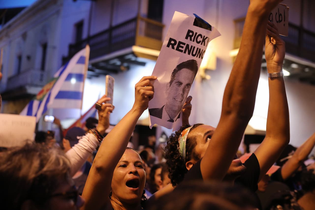 Entre protestas y amenazas de destitución, el gobernador de Puerto Rico enfrenta el día más duro desde el estallido del escándalo del chat