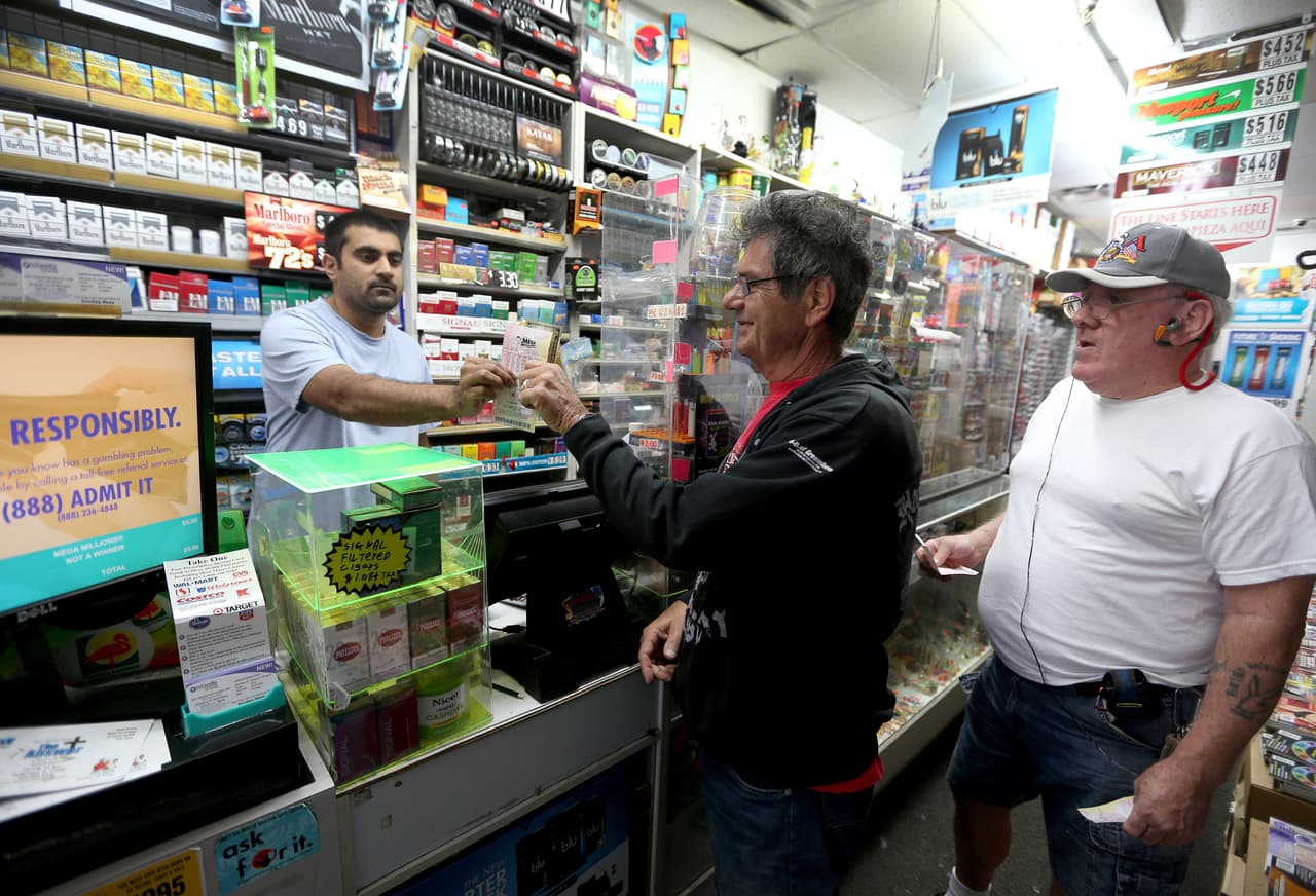 El premio mayor de Powerball ascendió a un estimado de $550 millones y el próximo sorteo es el 13 de enero. 
<br>