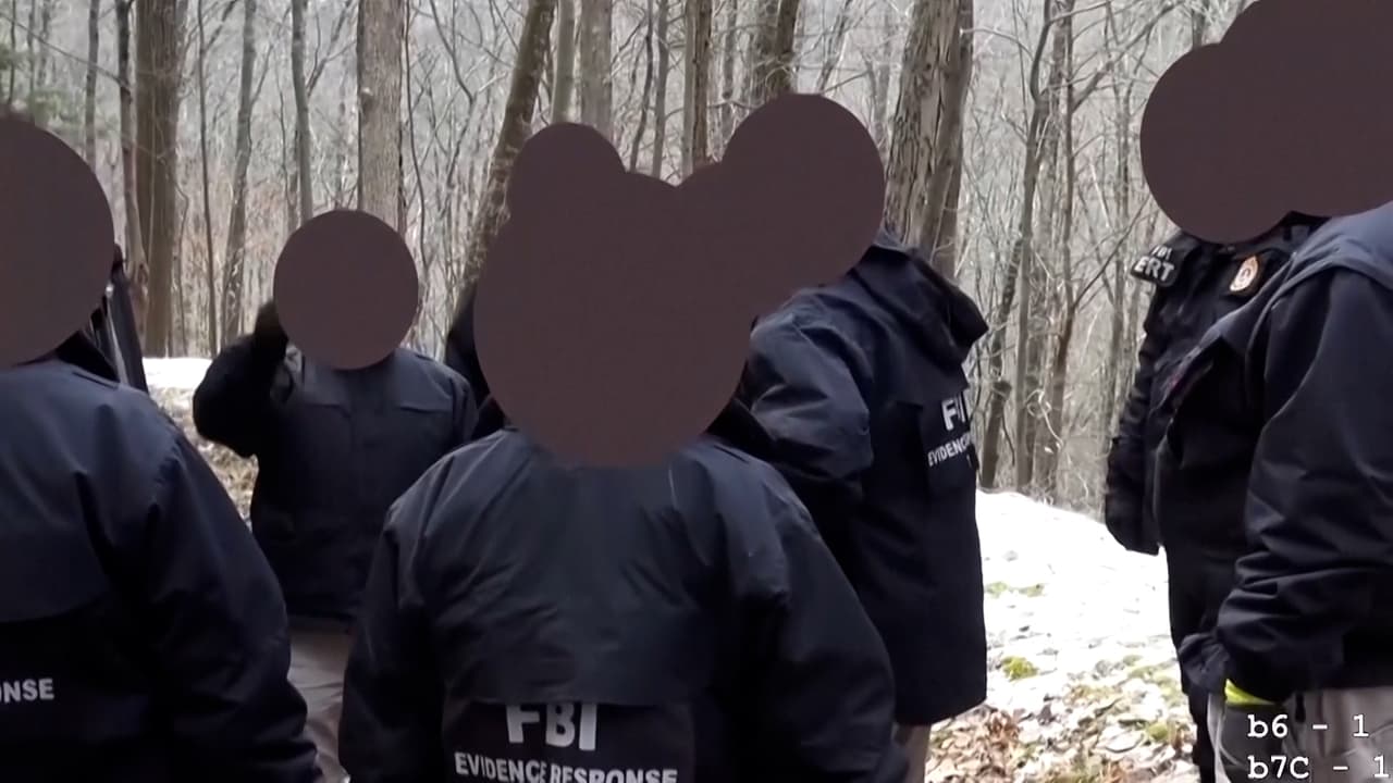 Según 
<b>Dennis Parada, un cazador de tesoros</b> que llevó a agentes del FBI a la ladera donde podría haber sido enterrado el cargamento, un escáner del FBI mostró una masa metálica que confirmaba la ubicación del supuesto oro. El FBI dijo en un documento judicial de 2018 que su propio consultor geofísico identificó una masa metálica subterránea que 
<b>pesaba hasta 9 toneladas.</b>