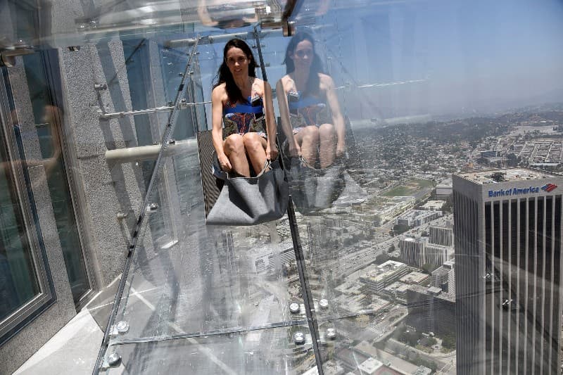 Desde la rampa se observa gran parte de la ciudad de Los Ángeles, includos los edificios del centro financiero.