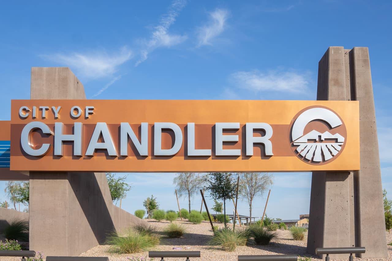 <b>Puesto 6. Chandler, Arizona.- </b>Esta ciudad se coloca en el sexto lugar de la lista con un total de 60.99 puntos. Asimismo, está dentro de los lugares con mayor ingreso anual del país. 
<br>