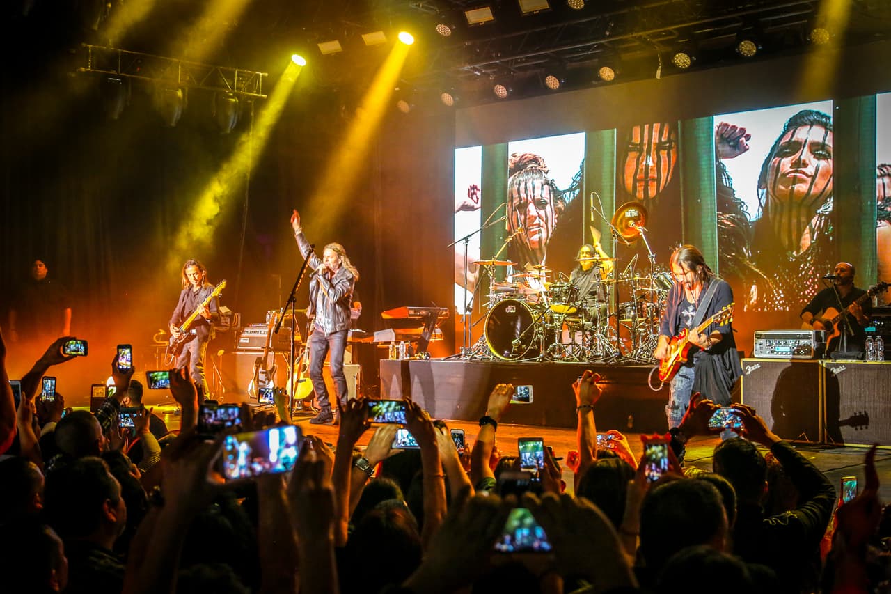 La banda de rock Maná recibió este 10 de febrero su estrella en el Paseo de la Fama de Hollywood y para celebrar, ofreció un concierto privado solo para los radio escuchas de K-Love 107.5 FM