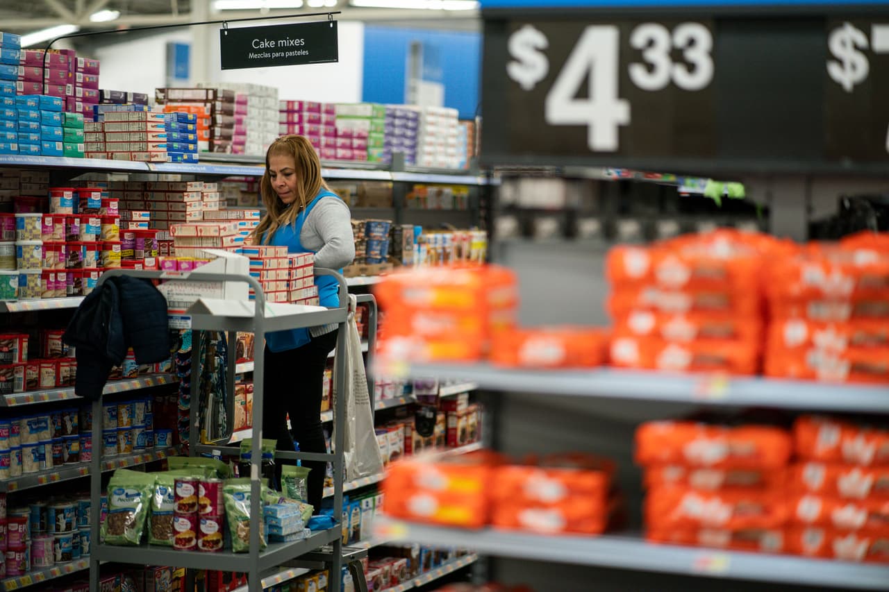 Cómo la alta inflación de febrero complica a la Fed en su doble reto de controlar los precios y la crisis bancaria