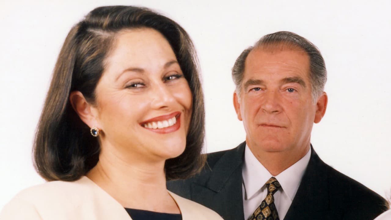 En 1997, cuando se grabó 'Mirada de mujer', Angélica Aragón tenía 44 años y Ari Telch 35. En 2007 durante el rodaje de 'Victoria', Ruffo tenía 46 y Ochmann 30.