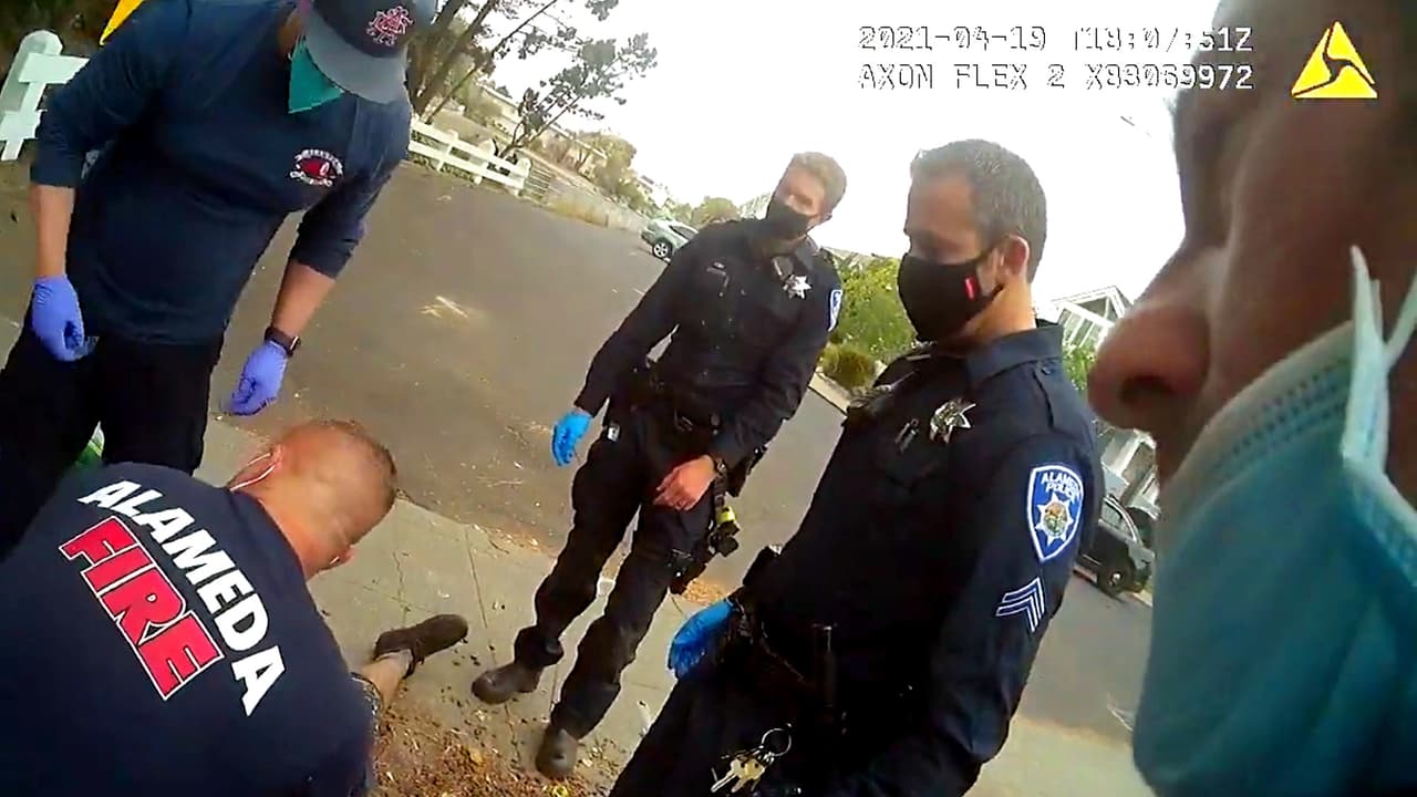 Expertos y activistas que han visto los 
<a href="https://www.univision.com/local/san-francisco-kdtv/policia-de-alameda-revela-video-de-la-muerte-de-mario-gonzalez-en-custodia-de-oficiales-video">videos de las cámaras corporales</a> coincidieron en que la maniobra utilizada por los oficiales no fue la adecuada dadas las condiciones de sobrepeso y posible intoxicación de González.