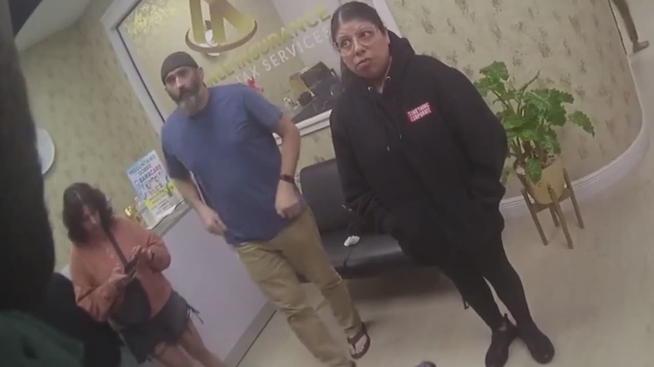 Videos de cámara corporal arrojan luz sobre la desaparición y posterior muerte de Madeline Soto