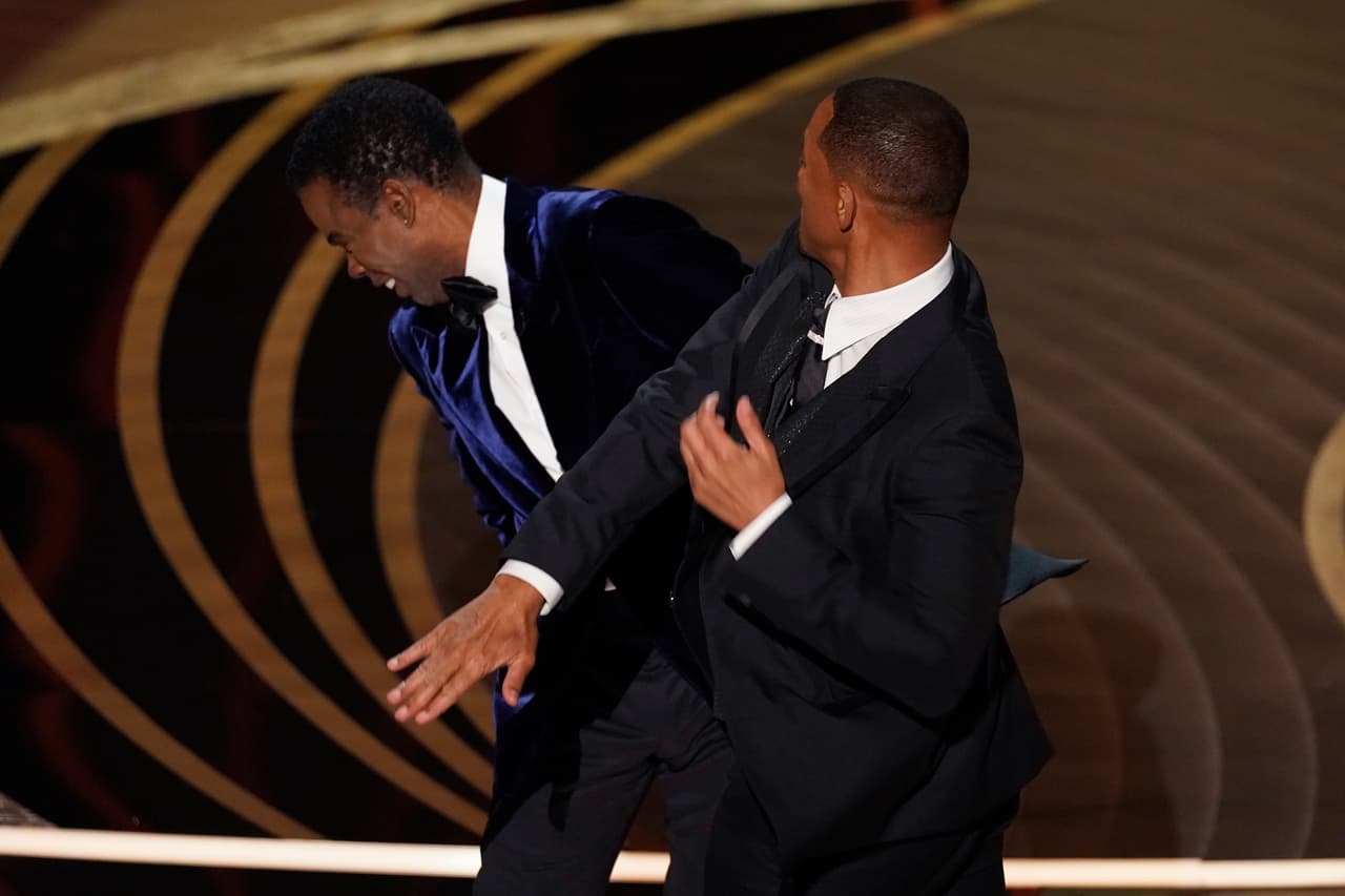 “Estuvo fuera de lugar y me equivoqué”: Will Smith se disculpa en público con Chris Rock, la Academia y los espectadores