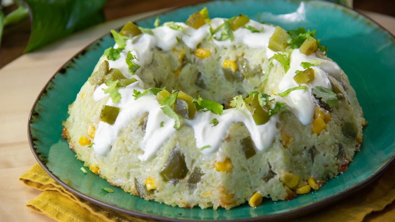 Rosca de arroz con chile poblano y queso 