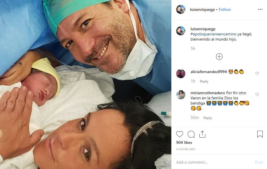 En los mensajes que Frida Sofía publicó, Enrique Guzmán le reclamó que 
<b><a href="https://www.univision.com/famosos/silvia-pinal-esta-vuelta-loca-con-su-nieto-apolo-que-no-tiene-una-madre-sino-3-fotos" target="_blank">no mostrara interés por Apolo</a></b>, su primo hermano, que nació el pasado 30 de agosto en Ciudad de México (foto). El bebé es hijo de Luis Enrique Guzmán, 
<b><a href="https://www.univision.com/famosos/luis-enrique-guzman-revela-la-posible-causa-del-pleito-entre-su-hermana-alejandra-y-frida-sofia-fotos">tío de Frida.</a></b>