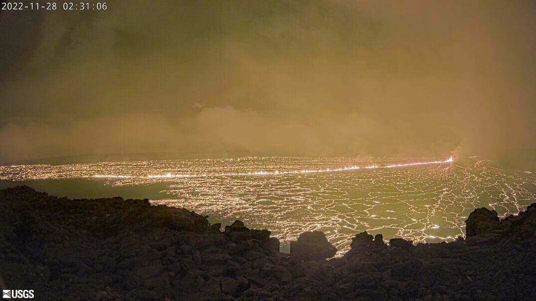 Mauna Loa: entra en erupción en Hawaii el volcán activo más grande del mundo