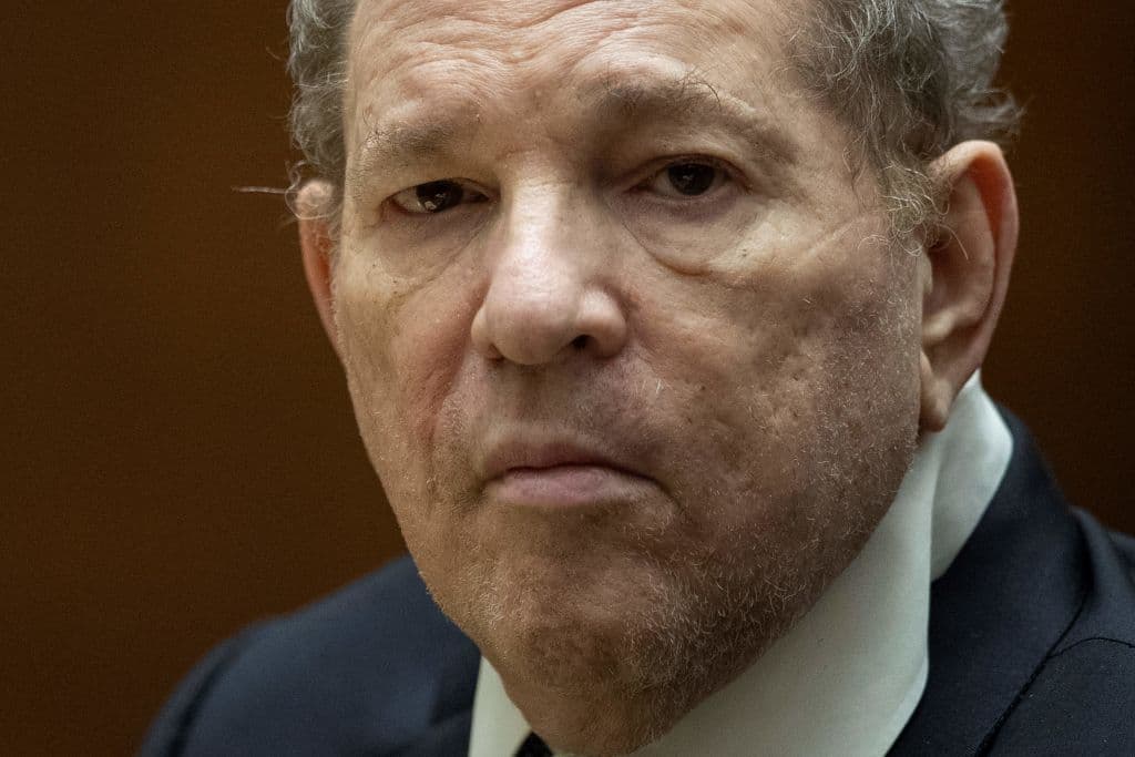 El caso Harvey Weinstein: qué pasará a partir de ahora tras anularse su condena en Nueva York 