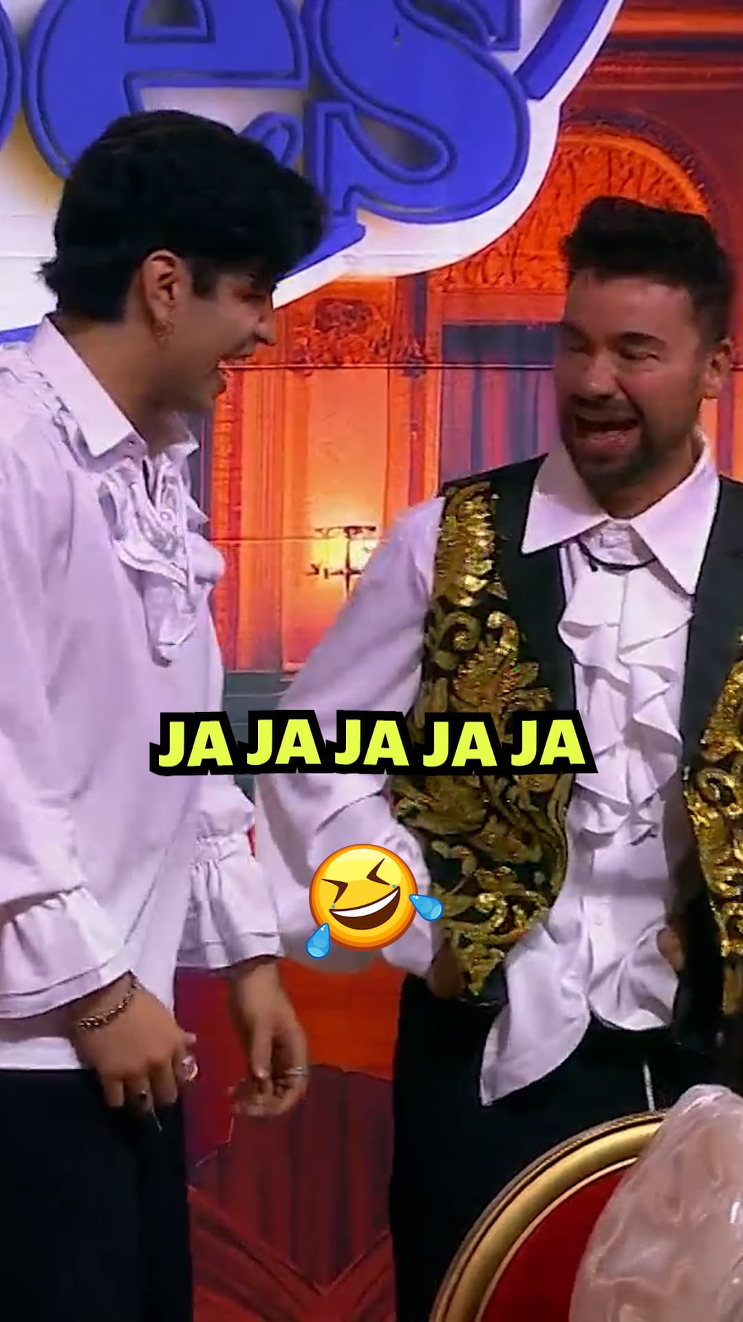 ¡Es el BAILE DEL APAREAMIENTO entre Aarón y Shiky!
