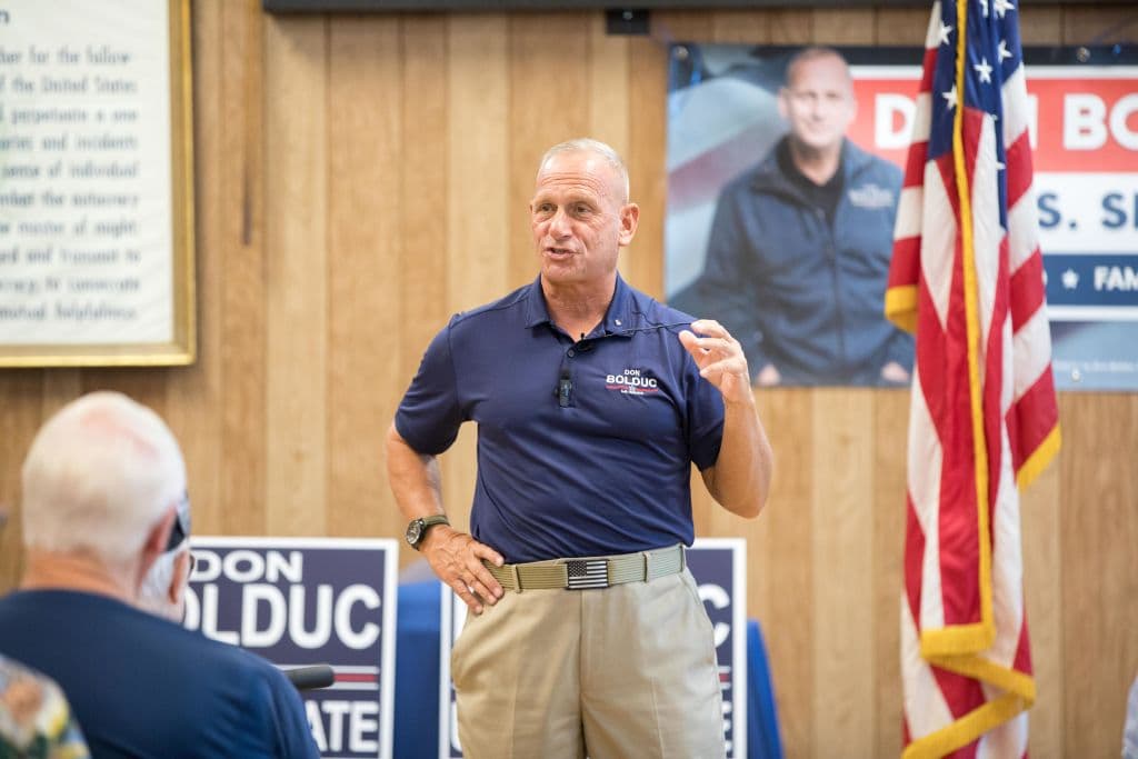Don Bolduc, promotor de teorías conspirativas apoyado por Trump, gana la primaria en New Hampshire  