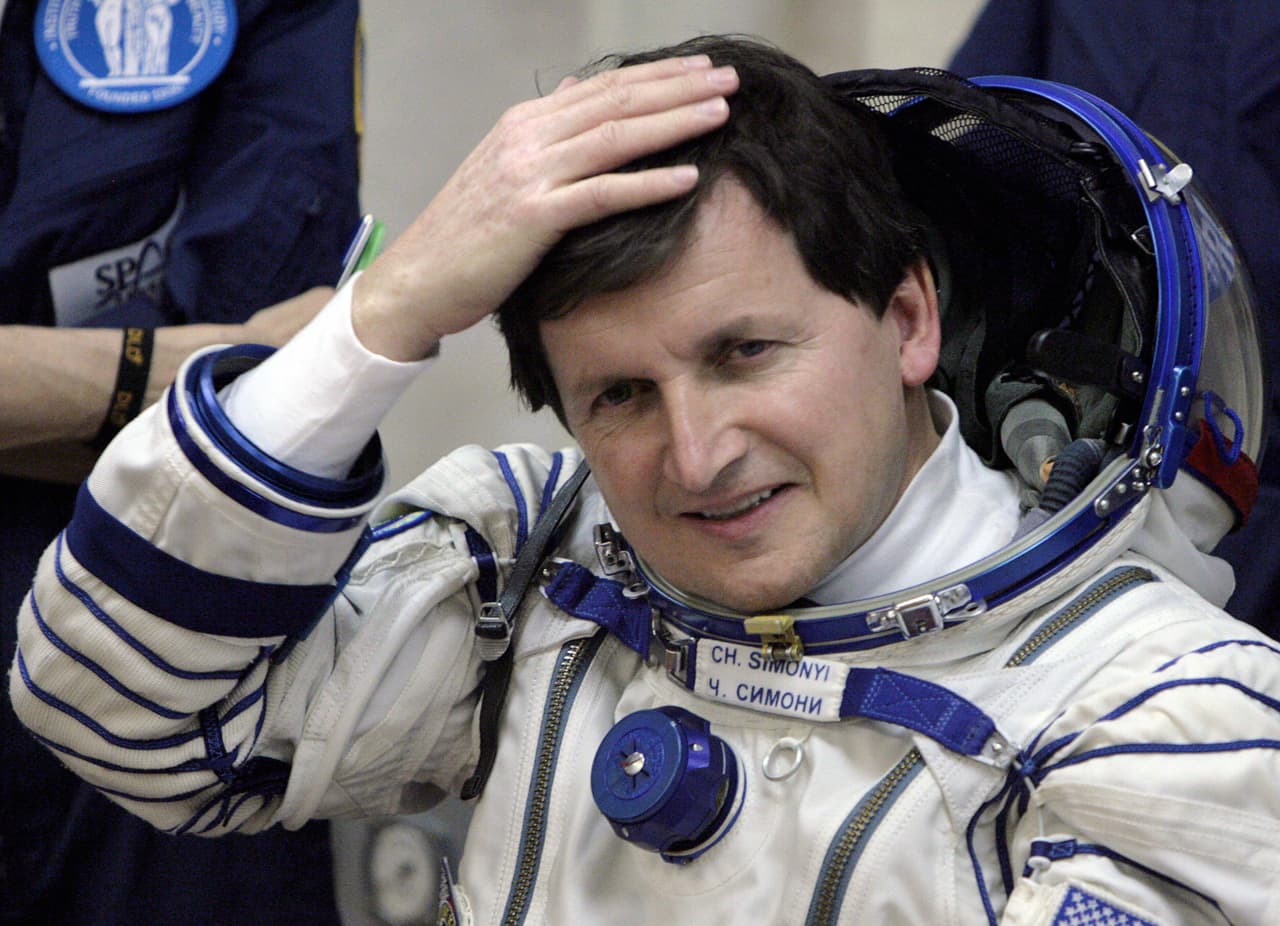 <b>Charles Simonyi, 2007 y 2009.</b> La primera vez que este empresario de software hungaro-estadounidense viajó al espacio tenía 58 años y pagó 25 millones de dólares. Su segundo viaje dos años después costó 30 millones.
