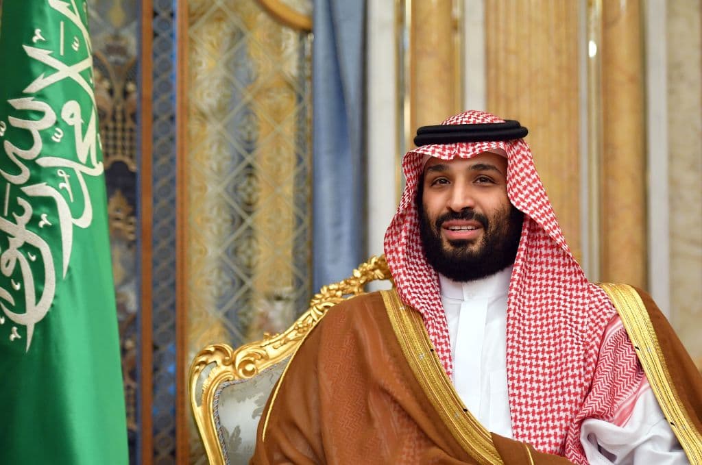 <b>Mohammed bin Salman</b>, príncipe de 
<b>Arabia Saudita</b>, fue inoculado en su país junto a la familia real en diciembre de 2020. Se desconoce el día exacto en que ocurrió.