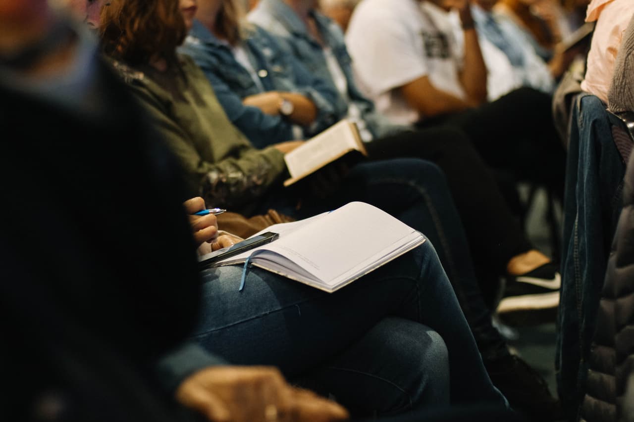 Ofrecen recursos para padres de estudiantes del condado Pinellas en español