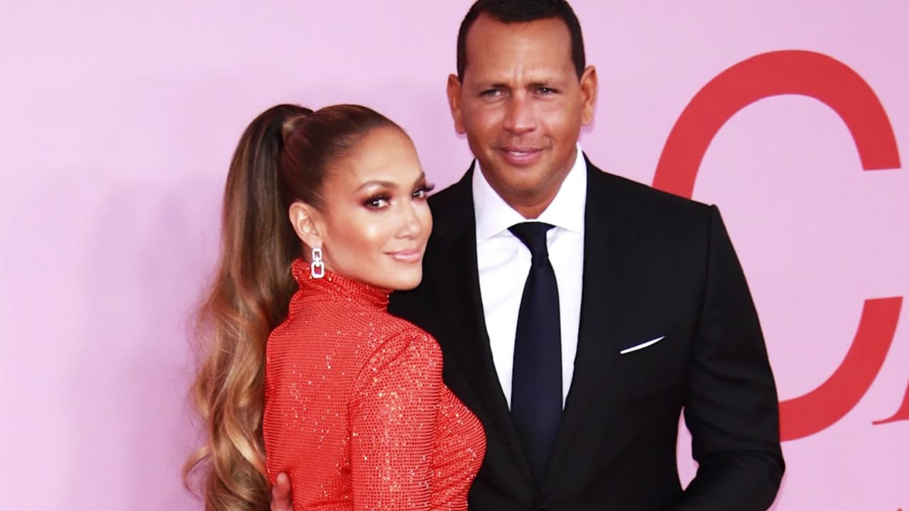 Jennifer López y Alex Rodríguez parecían estar listos para llegar al altar, sin embargo, este viernes 12 de marzo el 
<a href="https://pagesix.com/2021/03/12/jennifer-lopez-and-alex-rodriguez-break-up-call-off-engagement" target="_blank">portal Page Six</a> reportó el fin de su relación.
