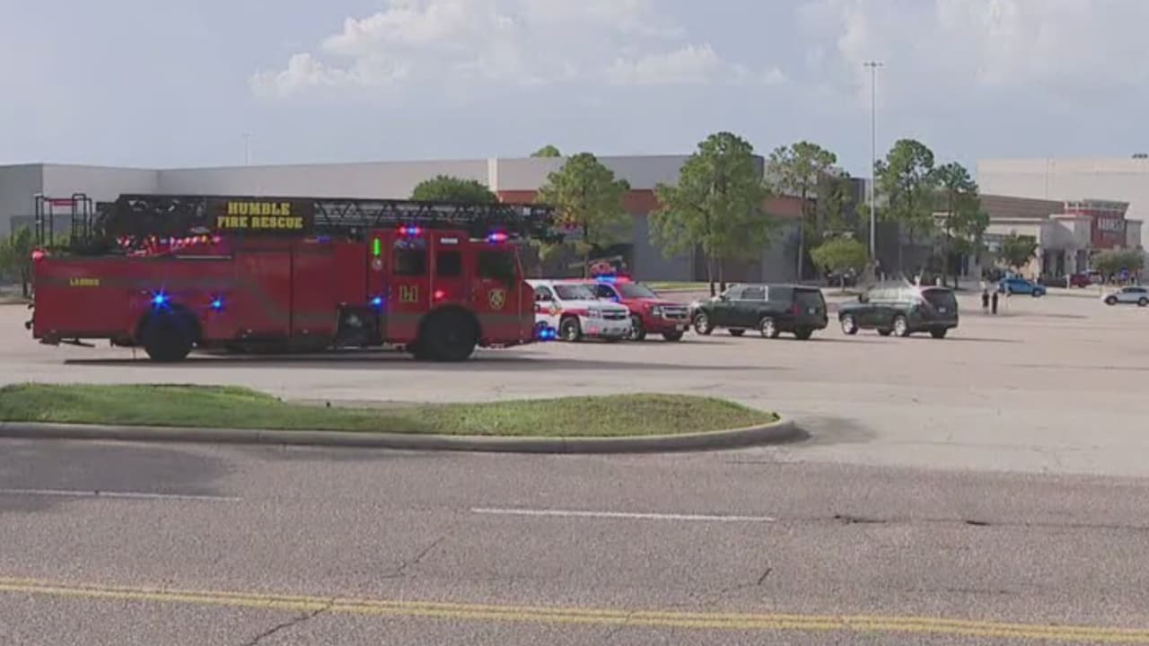 Deerbrook Mall de Humble fue evacuado tras presunta amenaza de bomba