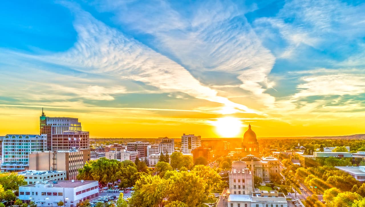 <h3 class="cms-H3-H3"><b>7. Boise, Idaho</b></h3>
<br>
<br>Además, resaltaron que pocos estudios "han explorado las diferencias individuales o los resultados asociados 
<b>entre aquellos con parejas primarias que consienten y no consienten". </b>