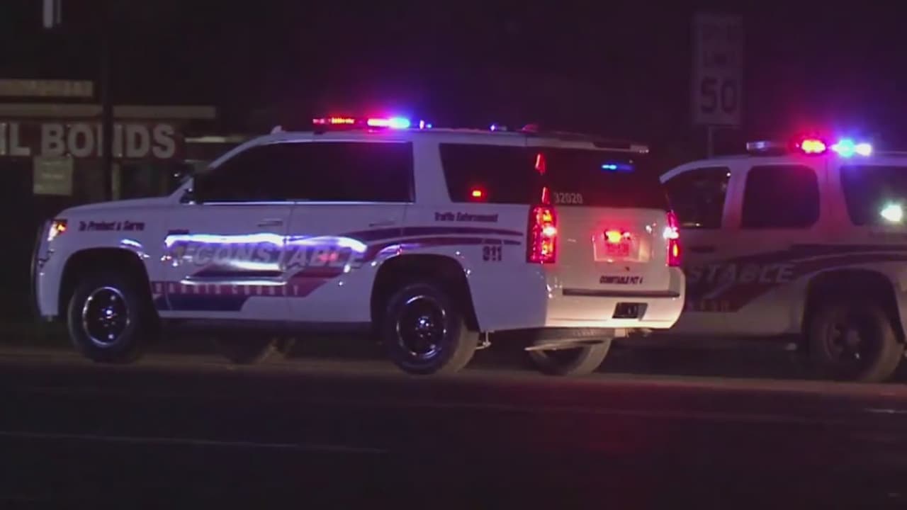 Dos mujeres y un hombre, perdieron la vida durante la noche del domingo y madrugada del lunes luego de ser atropellados en diferentes accidentes en el área de Houston.