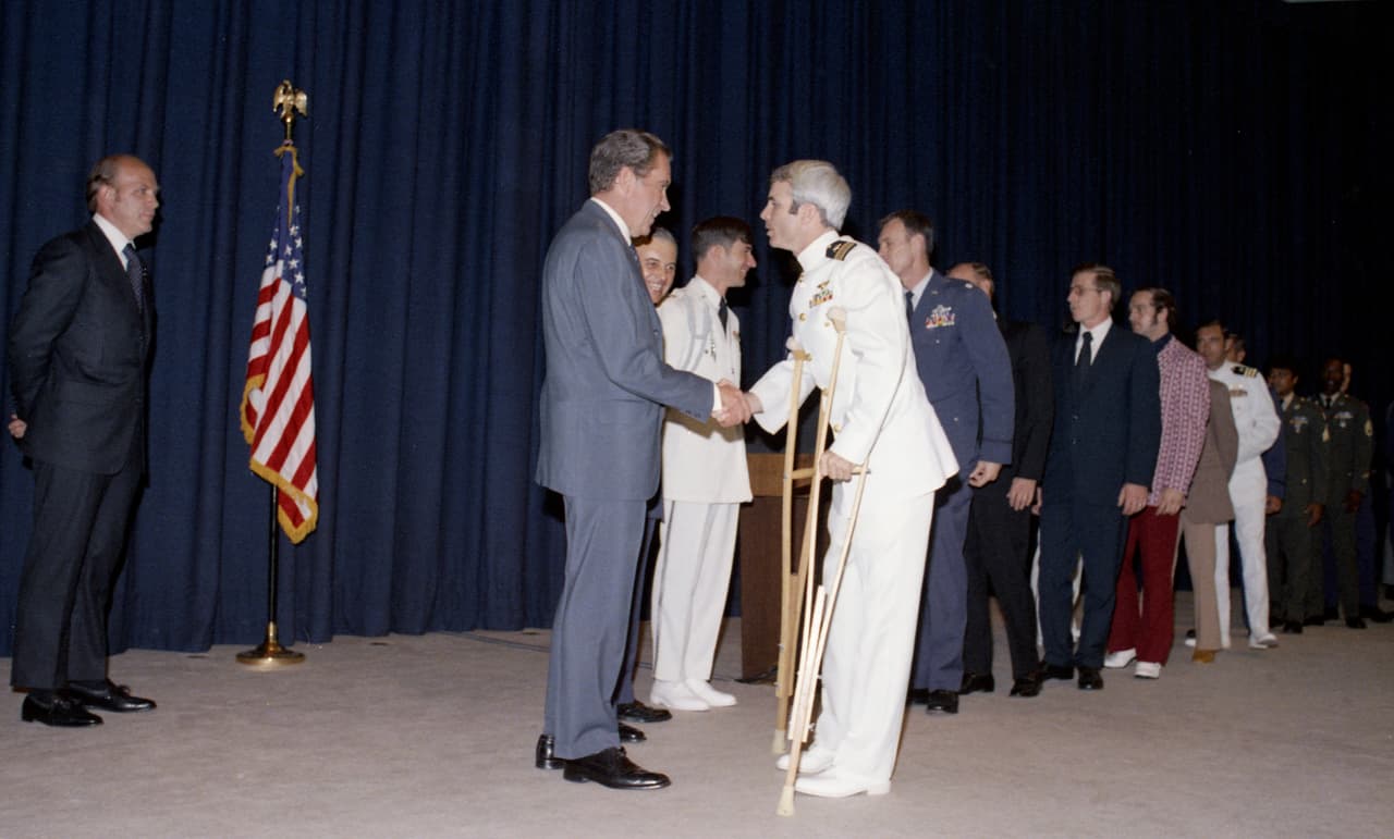 Así fue recibido a su regreso de Vietnam por el presidente Richard Nixon.